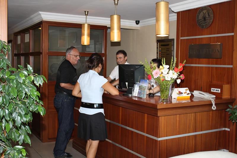 Royal Maris Hotel